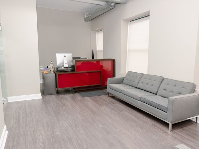 7105 S Yates Avenue, Chicago, IL 60649