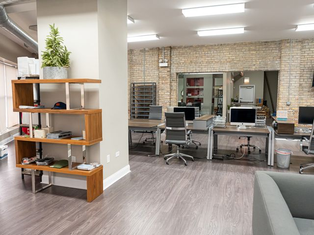 7105 S Yates Avenue, Chicago, IL 60649