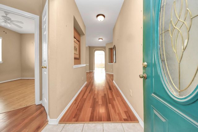 1111 Lexington Green Drive, Missouri City, TX 77459