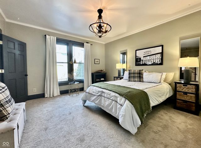 60 S Wayne Street, Martinsville, IN 46151