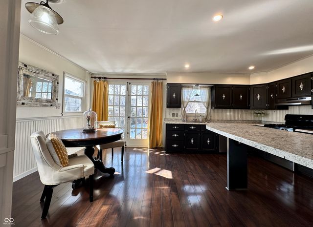 60 S Wayne Street, Martinsville, IN 46151