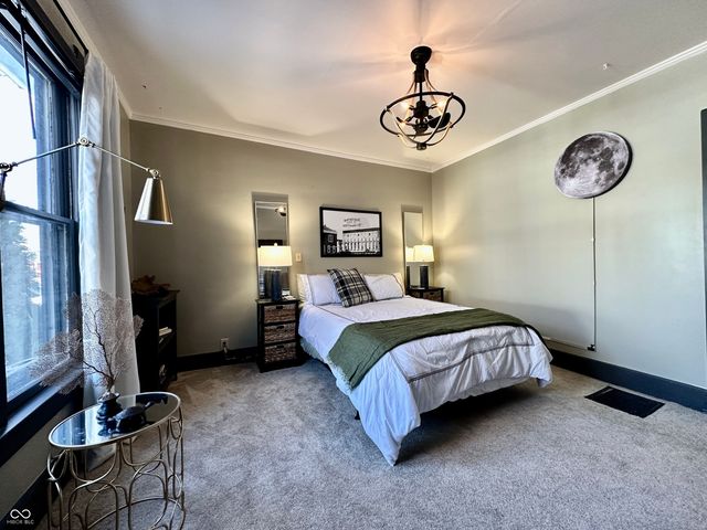 60 S Wayne Street, Martinsville, IN 46151