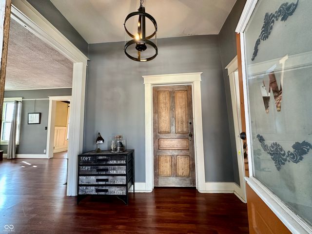 60 S Wayne Street, Martinsville, IN 46151