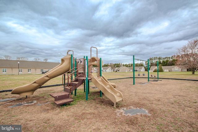 808 UPLAND DR, Salisbury, MD 21801