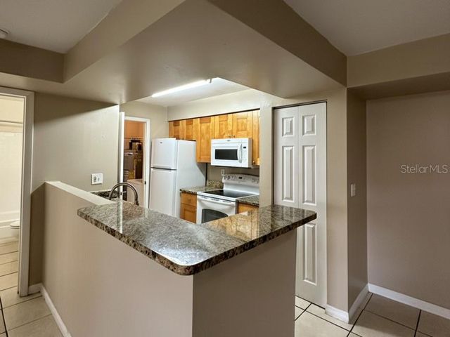 3028 PARKWAY BOULEVARD 210, Kissimmee, FL 34747