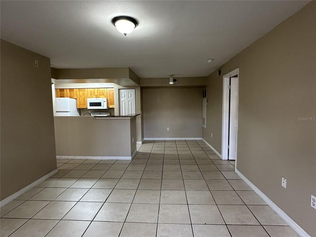 3028 PARKWAY BOULEVARD 210, Kissimmee, FL 34747