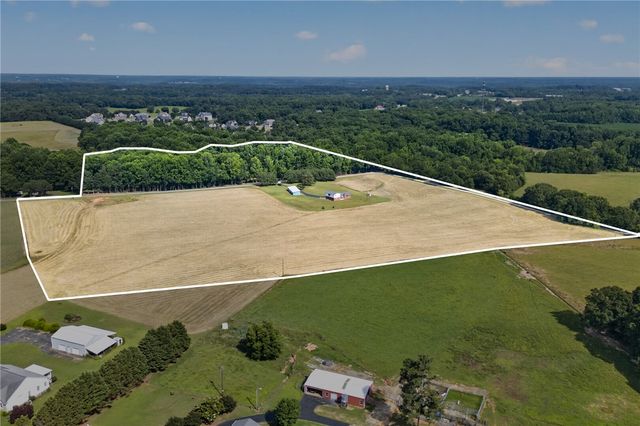 145 Old Sanders Road, Pendleton, SC 29670
