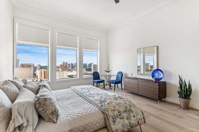 3388 Sage Road 2001, Houston, TX 77056