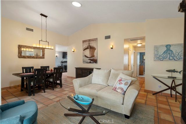 2537 Fulton, La Verne, CA 91750