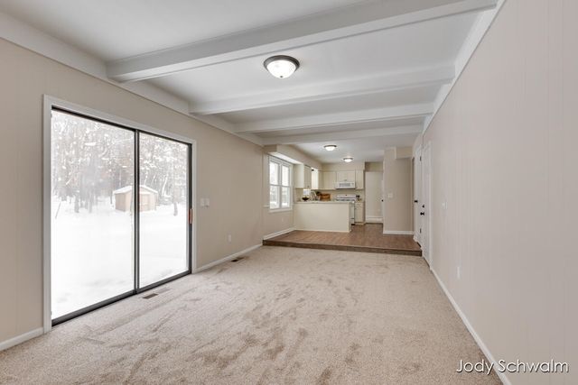 2275 Embro Drive, Grand Rapids, MI 49508