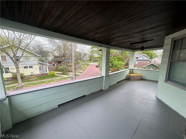 10323 Linnet Avenue, Cleveland, OH 44111