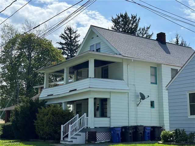 10323 Linnet Avenue, Cleveland, OH 44111