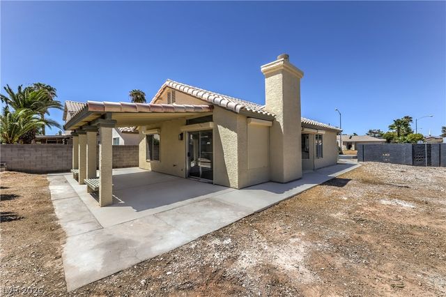 5783 Ballinger Drive, Las Vegas, NV 89142