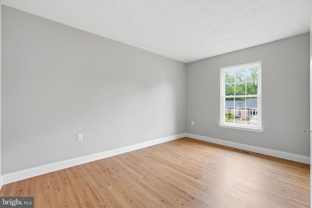 14723 JARNIGAN ST, Centreville, VA 20120
