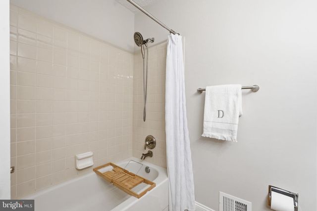 14723 JARNIGAN ST, Centreville, VA 20120