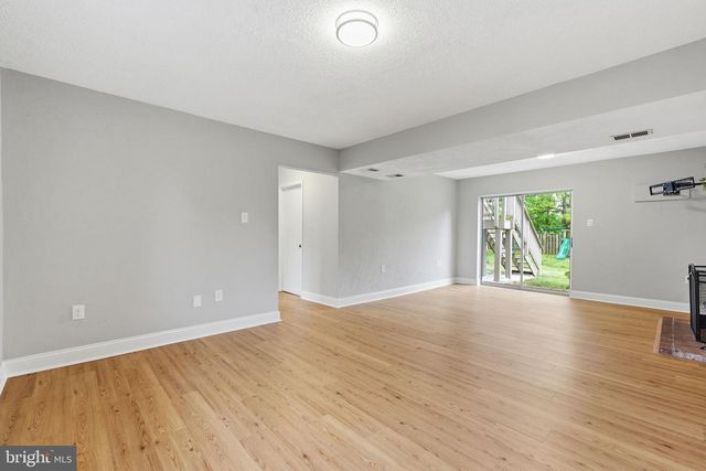 14723 JARNIGAN ST, Centreville, VA 20120