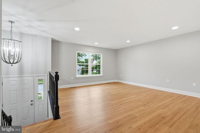 14723 JARNIGAN ST, Centreville, VA 20120