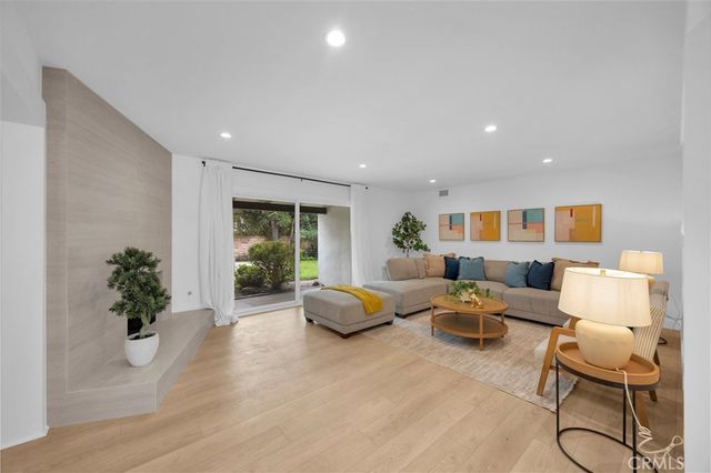 16938 Knapp Street, Northridge, CA 91343