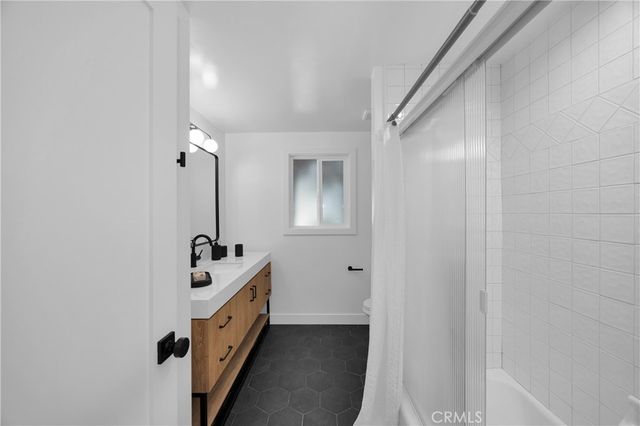 16938 Knapp Street, Northridge, CA 91343