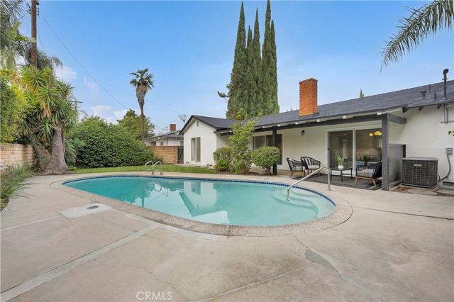 16938 Knapp Street, Northridge, CA 91343