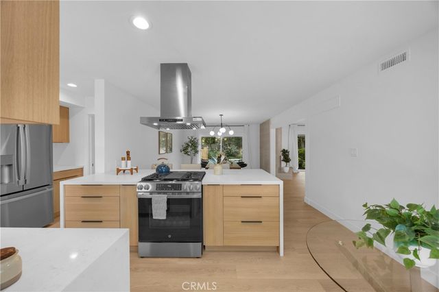 16938 Knapp Street, Northridge, CA 91343