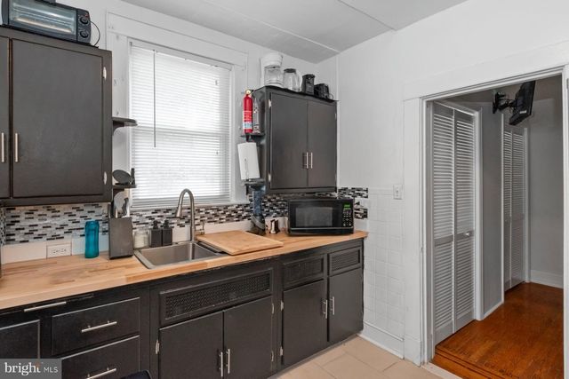 3904 GWYNNS FALLS PKWY, Baltimore, MD 21216
