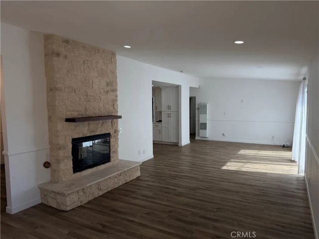 1720 Elsinore Circle, Oxnard, CA 93035