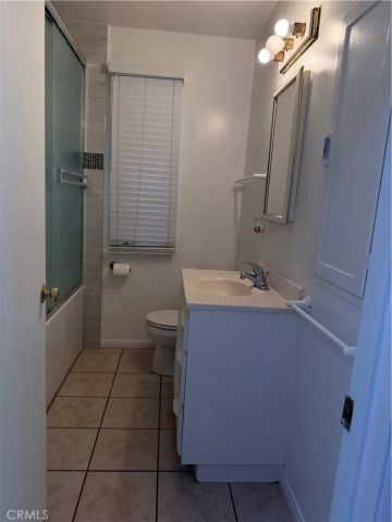 1720 Elsinore Circle, Oxnard, CA 93035