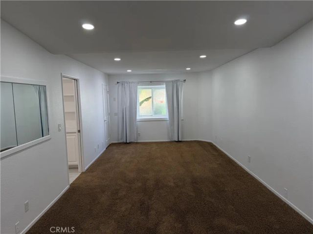 1720 Elsinore Circle, Oxnard, CA 93035