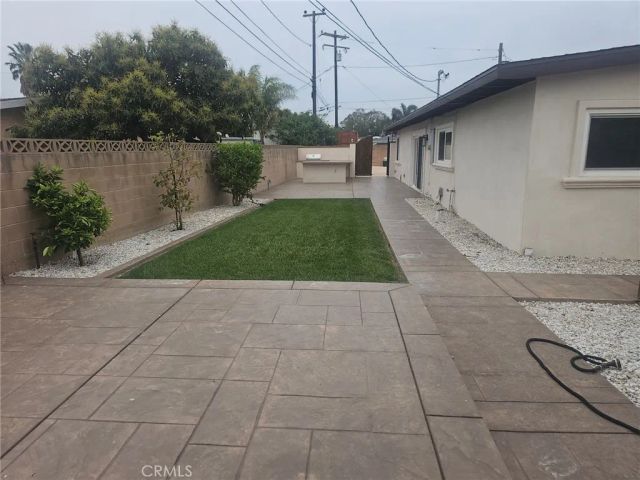 1720 Elsinore Circle, Oxnard, CA 93035