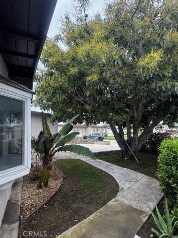 1720 Elsinore Circle, Oxnard, CA 93035