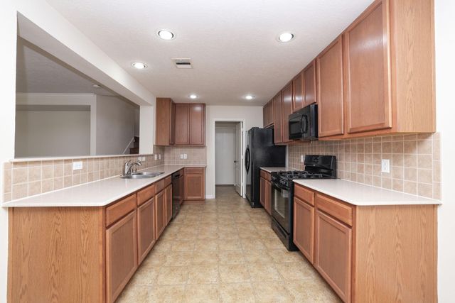 2814 Oriole Wood Court, Houston, TX 77038