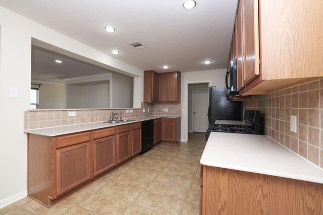 2814 Oriole Wood Court, Houston, TX 77038