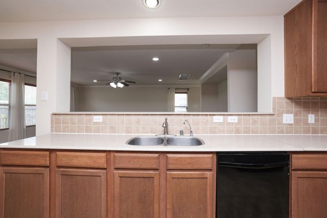 2814 Oriole Wood Court, Houston, TX 77038