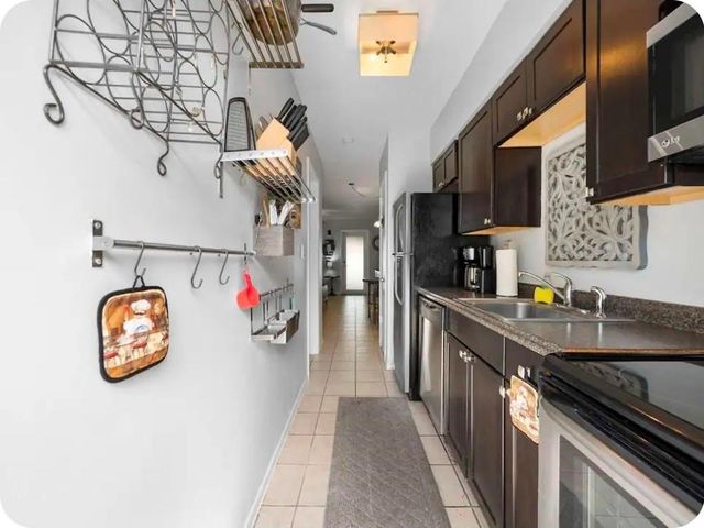 2225 NE 14th Avenue, Fort Lauderdale, FL 33305