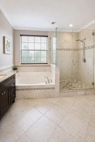 131 Cameron Court, Weston, FL 33326