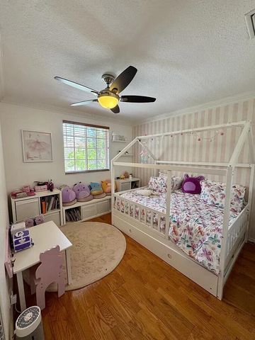 131 Cameron Court, Weston, FL 33326