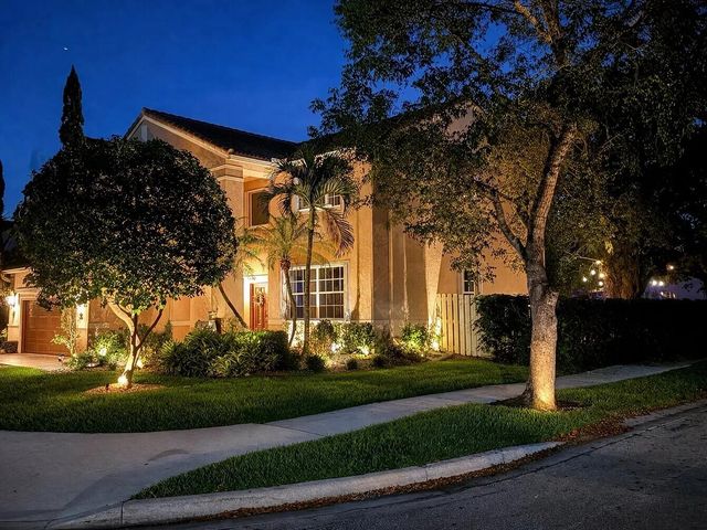 131 Cameron Court, Weston, FL 33326