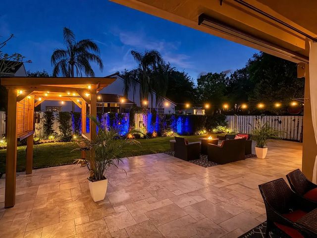 131 Cameron Court, Weston, FL 33326