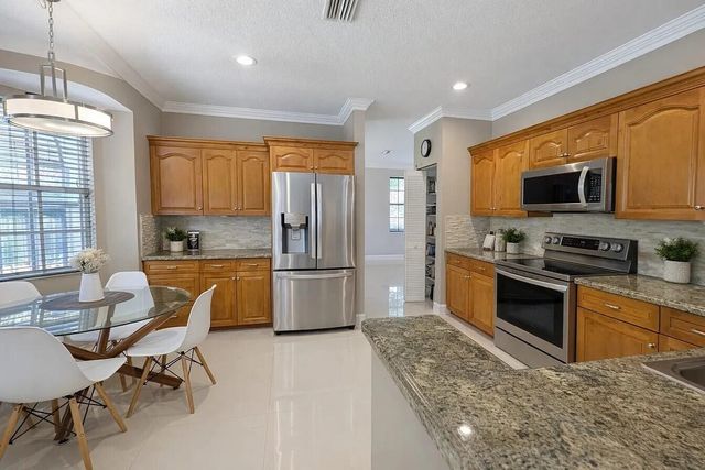 131 Cameron Court, Weston, FL 33326