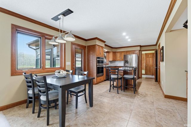 8384 N Roanoke Road, Roanoke, IN 46783