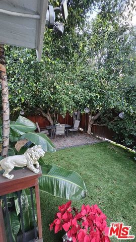 11123 Cumpston Street, North Hollywood (los Angeles), CA 91601