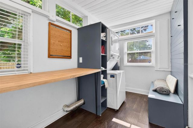 4556 YARMOUTH AVENUE S, St Petersburg, FL 33711
