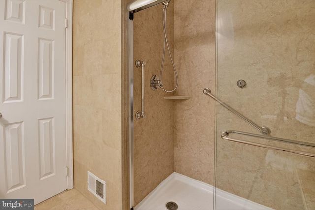 7140 HAMOR LN, Springfield, VA 22153