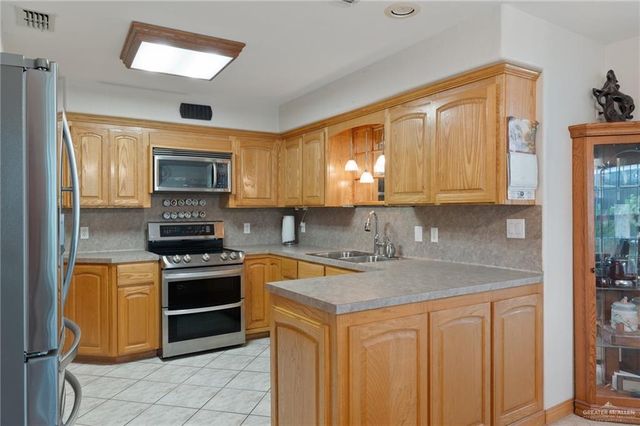 2019 Amy Street, Mission, TX 78572