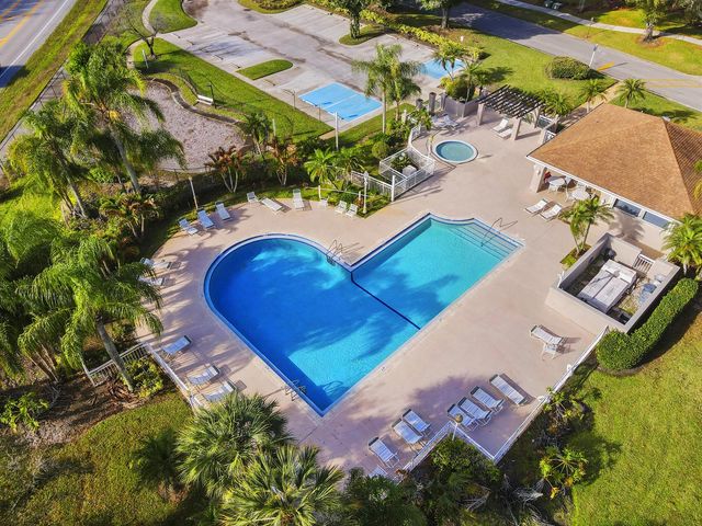 3100 SW Sunset Trace Circle, Palm City, FL 34990