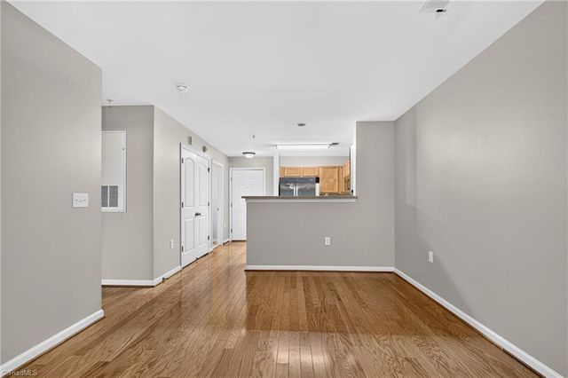 7108 W Friendly Avenue, Greensboro, NC 27410