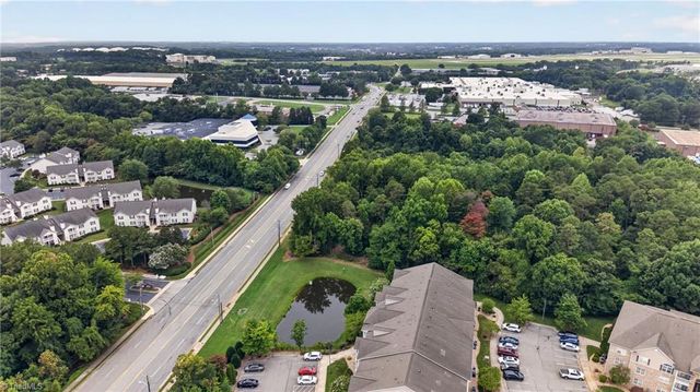 7108 W Friendly Avenue, Greensboro, NC 27410