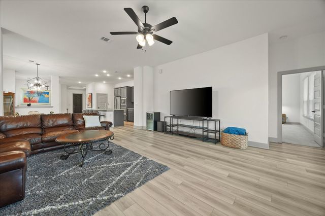 6020 Poolside Way, Royse City, TX 75189