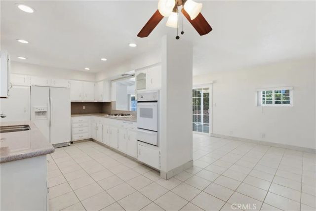 216 N Kennebec Drive, Anaheim, CA 92807